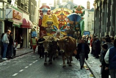1988 Mi-Carême / Carnaval de Cholet "Les dieux sont tombés sur l'Aztèque"