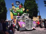 Carnaval de Cholet 2014 Cha ne souris pas à la crise par les Diablotins