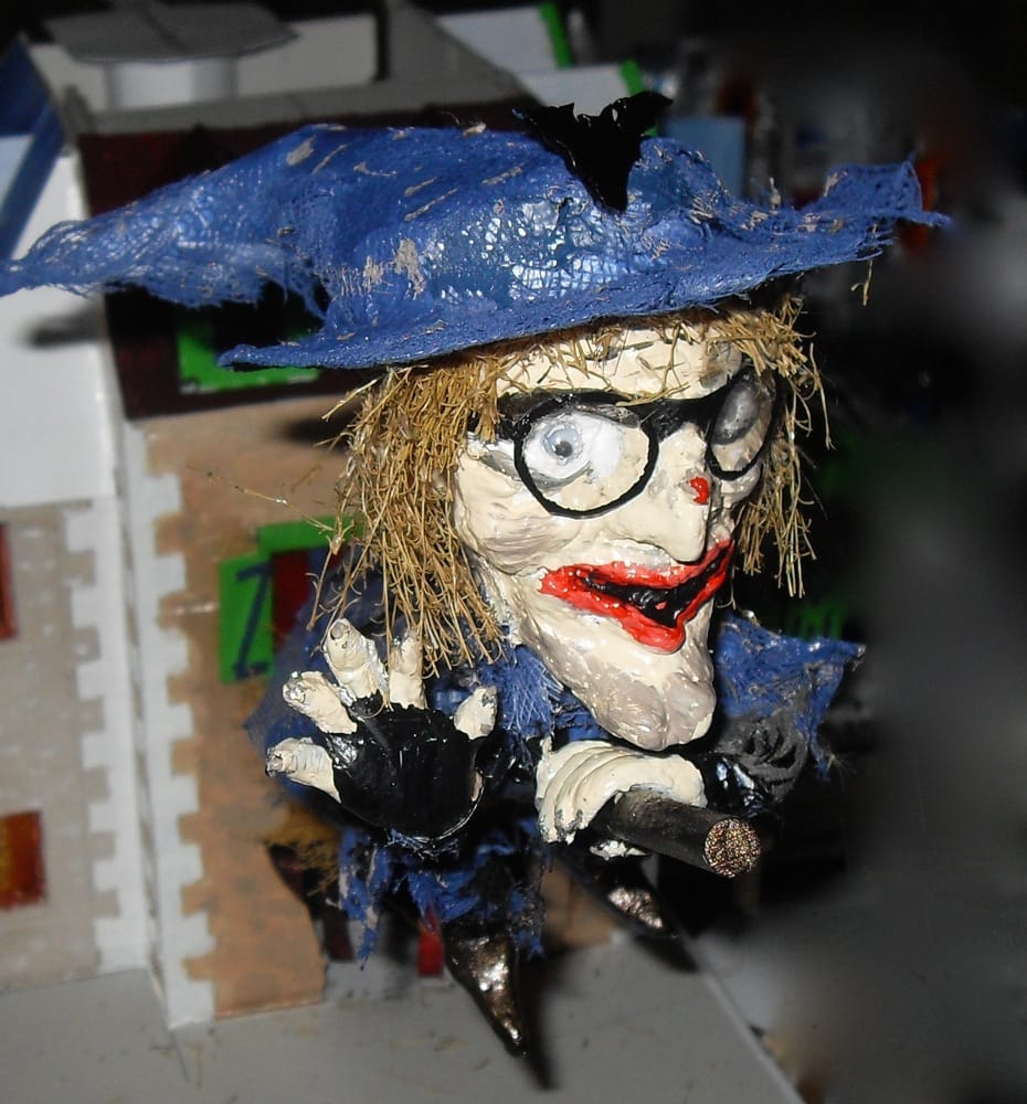 System'D Maquette. La sorcière.