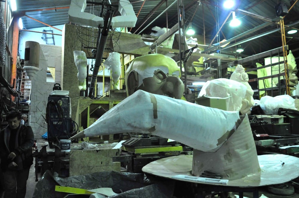 Construction du char 2015 "Au Gré des Vents" System'D Association. Début 2015