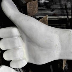 Là-haut, la tribune