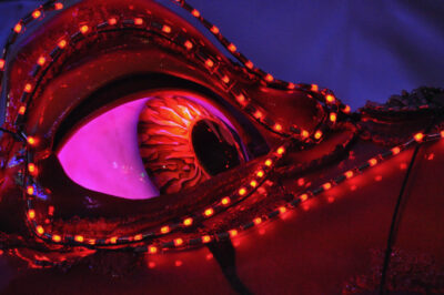 103e carnaval de Cholet. La mise en lumière des chars.