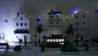 Joyeux Noël miniature 2022 et effets de neige