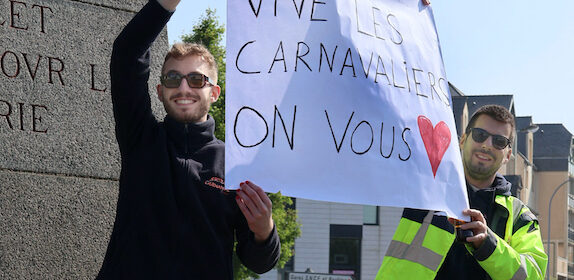 106e Carnaval de Cholet – La sortie des chars