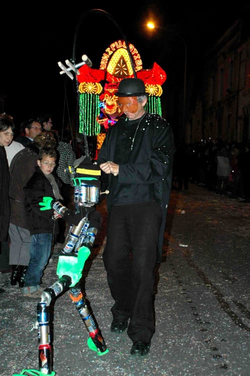 System'D Carnavaliers Cholet 2009 Jour Manipulation.