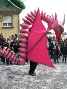 System'D 2010 : Cité des Dragons. Dragon rouge 6temdassos.fr