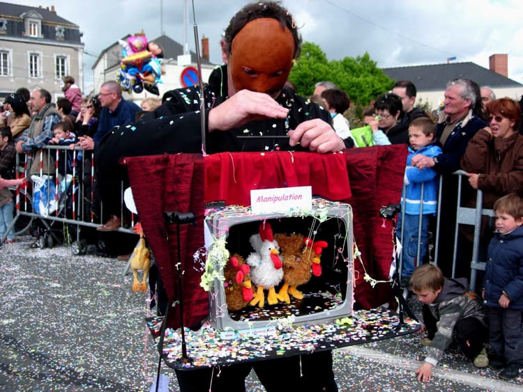 System'D Carnavaliers Cholet 2009 Marionnettes