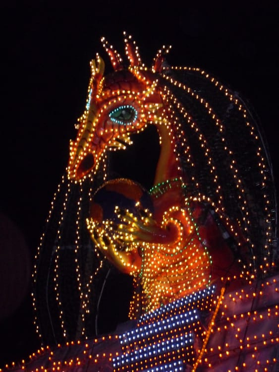 Dragon scintillant System'D Carnaval Cholet §temdassos.fr 15